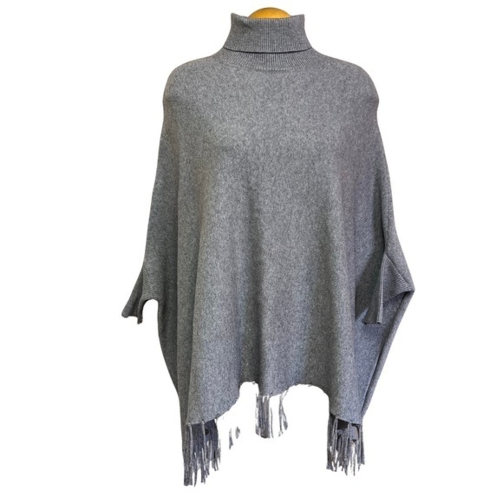 Cherie Bliss Women's Grey Poncho with Sleeves and Tassels